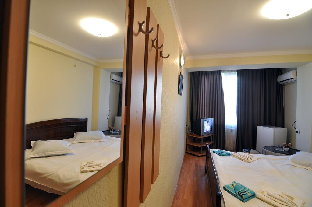 Sun Rise Hotel Тбілісі Номер фото