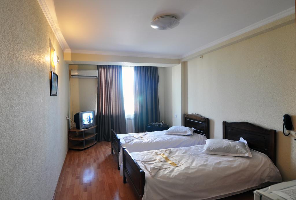 Sun Rise Hotel Тбілісі Номер фото